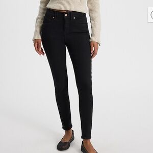 Express Mid Rise Black Hyper Sculpt Skinny Jeans